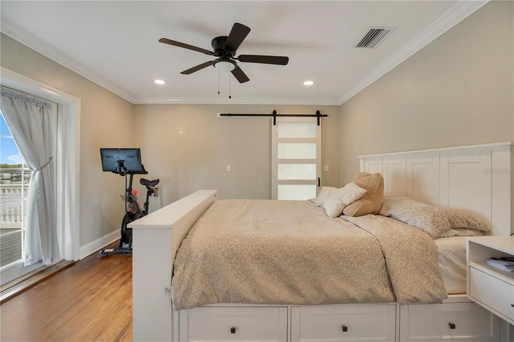 Bedroom, Fitness Equipment, Interior, Recessed Lighting, Wood Texture Flooring