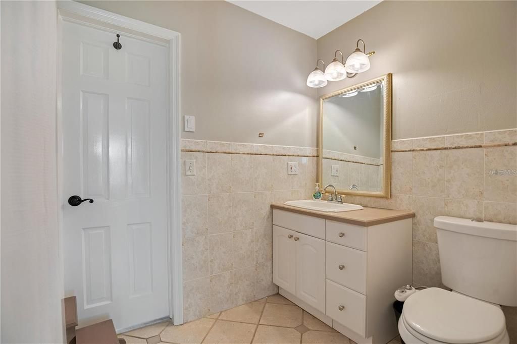 Bathroom, Interior