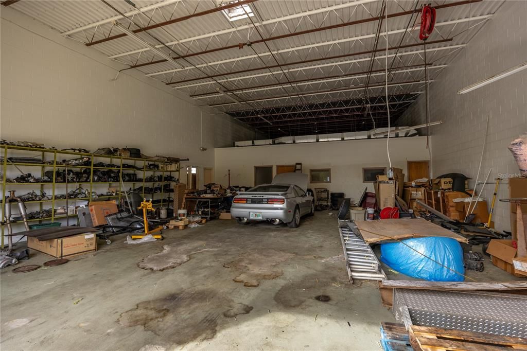 Garage, Interior