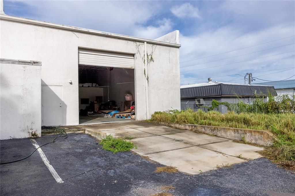 Detached Garage, Exterior