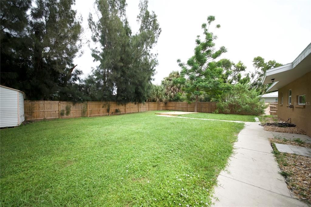 Backyard, Exterior