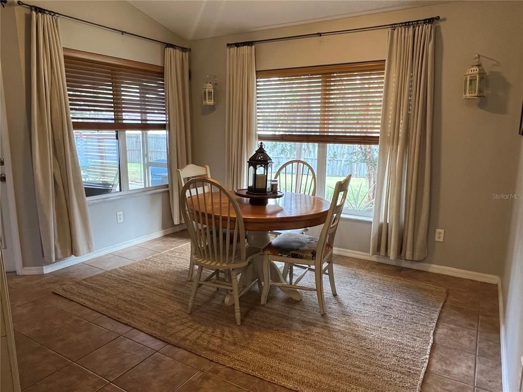 Dining room, Interior