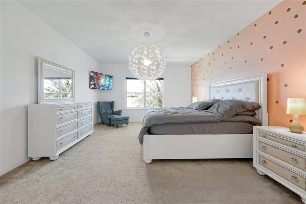 Bedroom, Chandelier, Interior, Pendant Lights