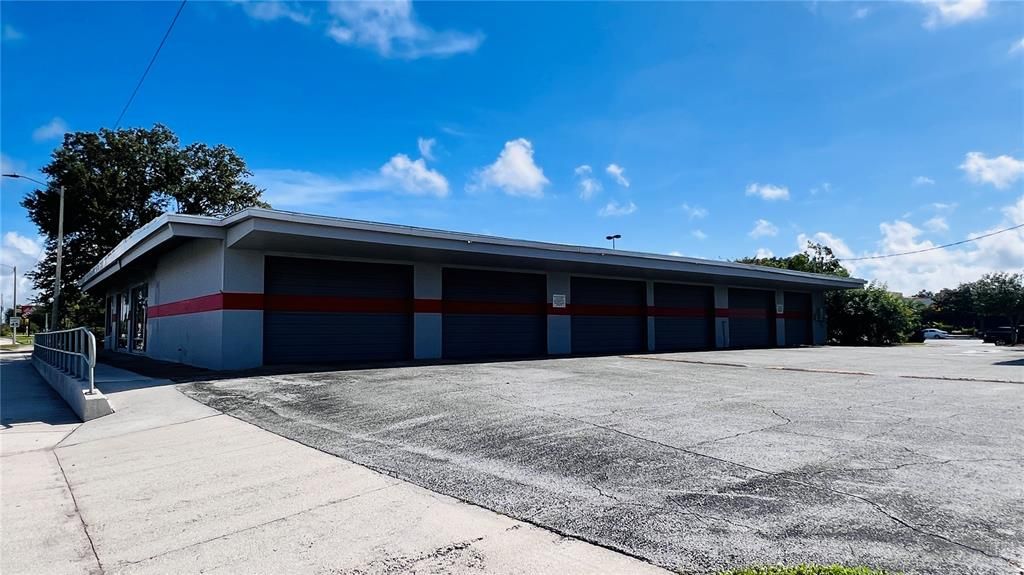 Detached Garage, Exterior