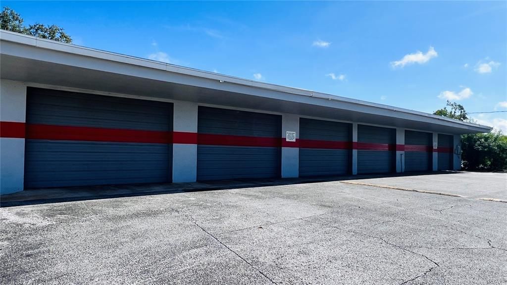 Detached Garage, Exterior