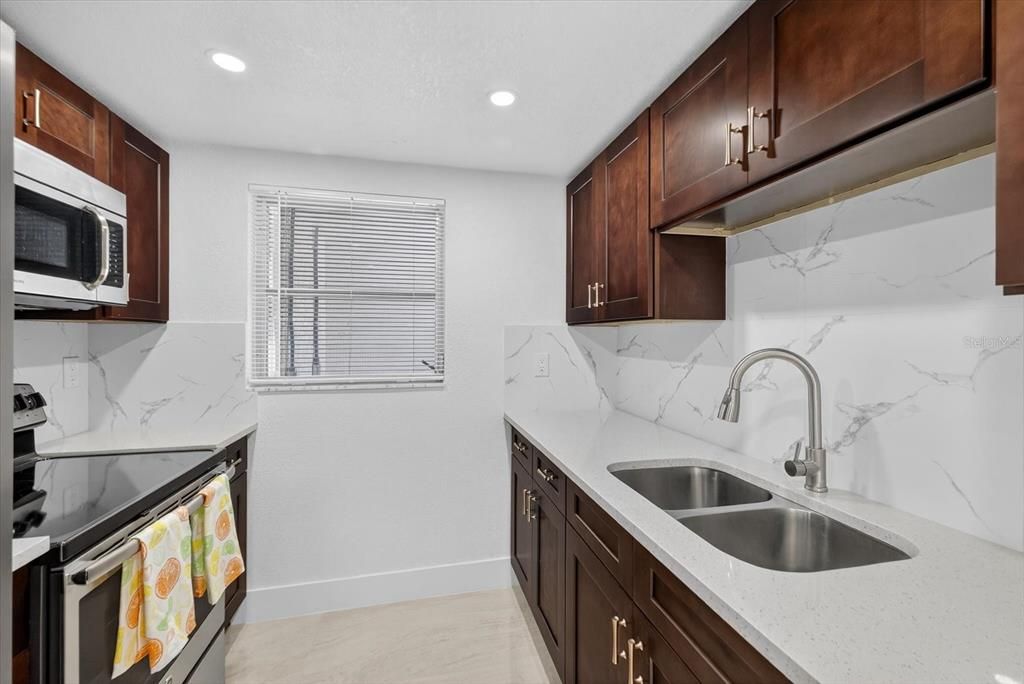 Interior, Kitchen, Marble, Marble Walls, Recessed Lighting