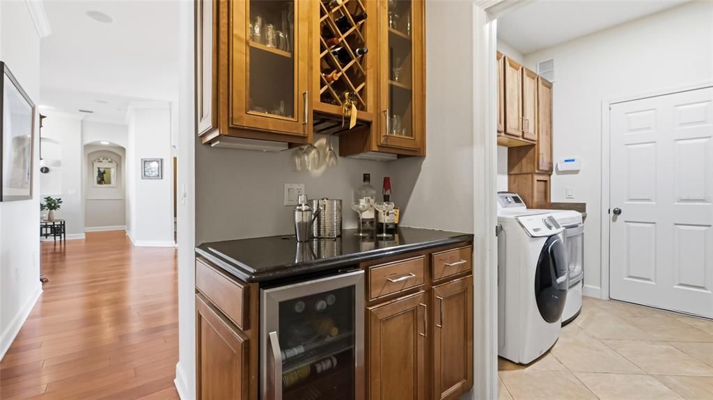 Interior, Washer, Wood Texture Flooring