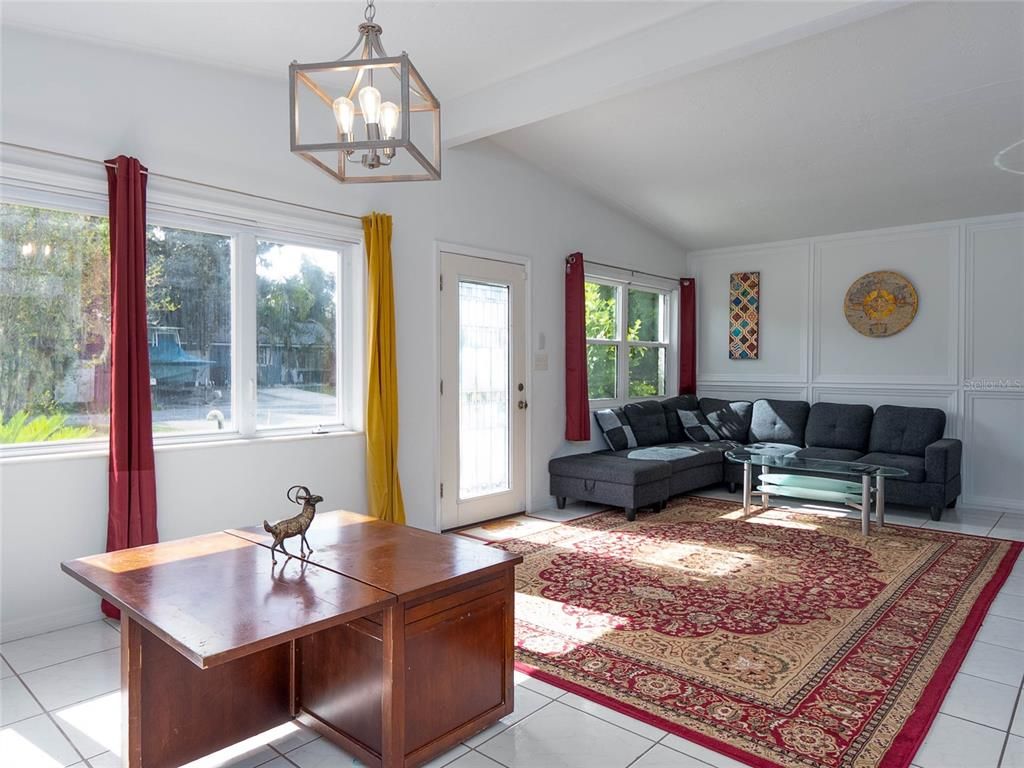 Interior, Living room, Pendant Lights