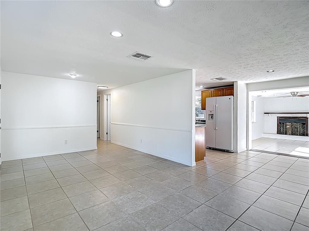 Empty room, Fireplace, Interior, Kitchen, Recessed Lighting