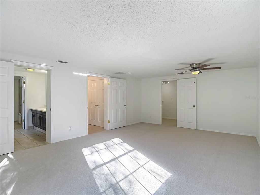 Bathroom, Empty room, Interior