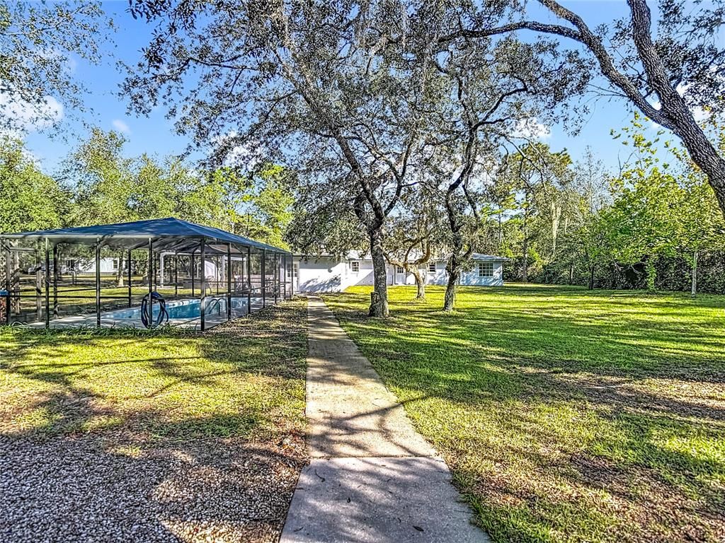 Backyard, Exterior