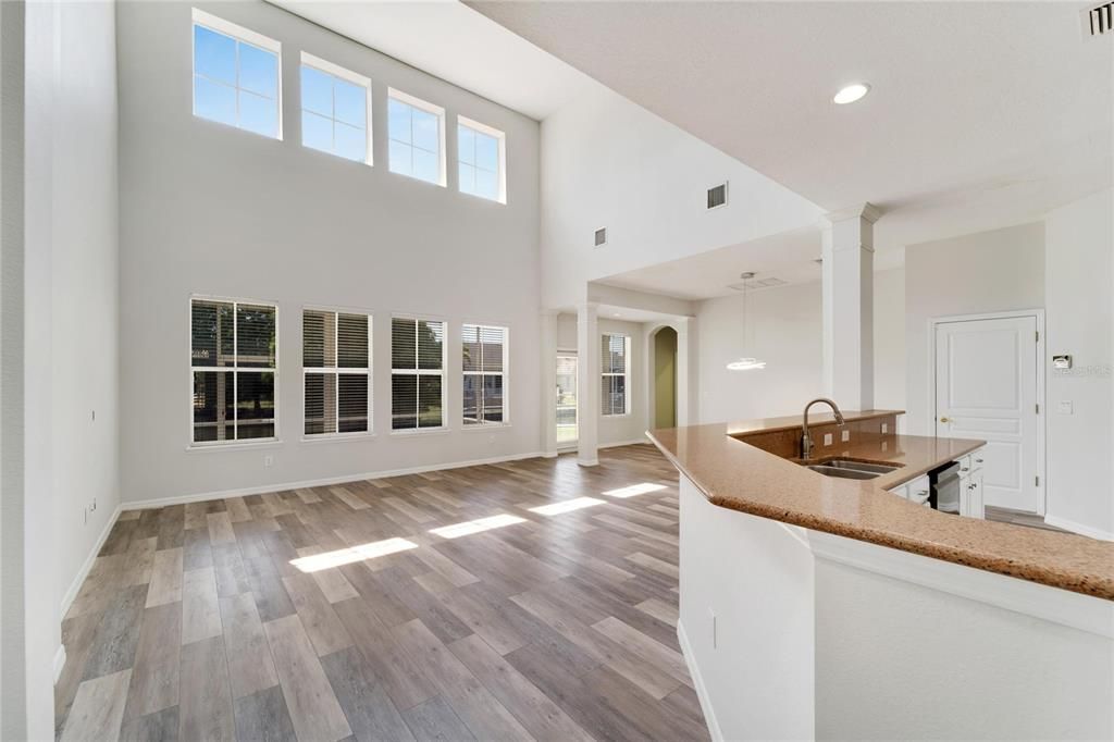 Interior, Recessed Lighting, Wood Texture Flooring