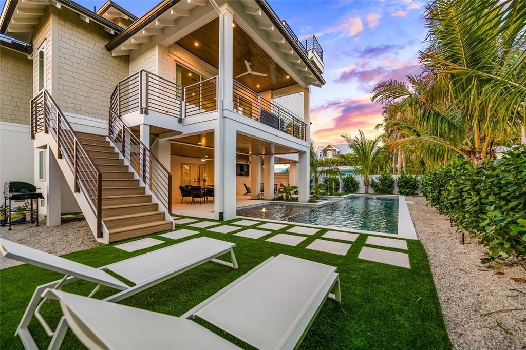 Backyard, Exterior, Pool