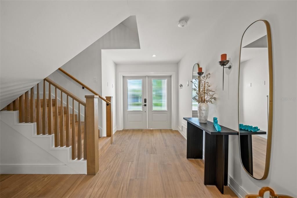 Interior, Recessed Lighting, Wood Texture Flooring