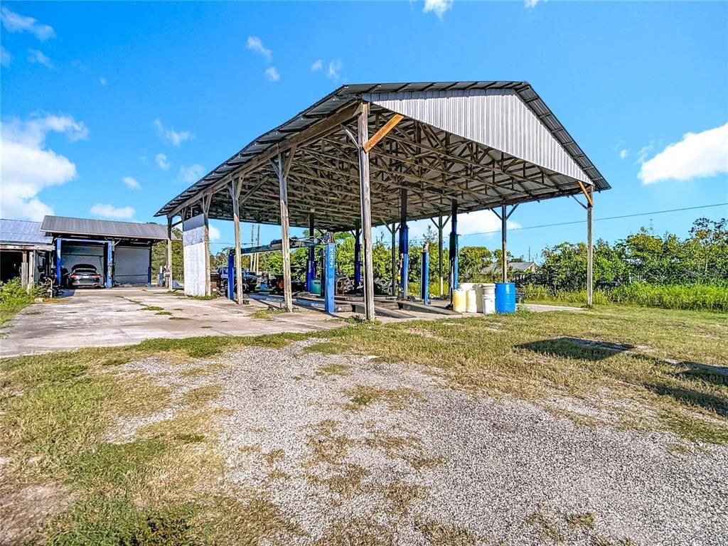Backyard, Exterior