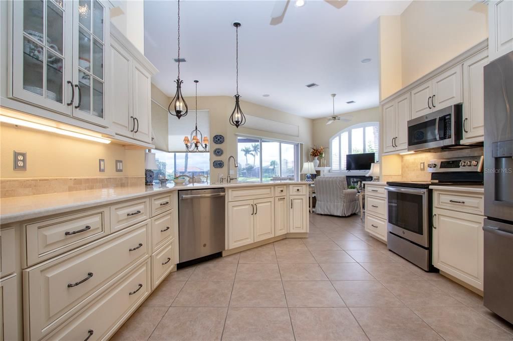 Interior, Kitchen, Pendant Lights, Recessed Lighting, Stainless Steel Appliances