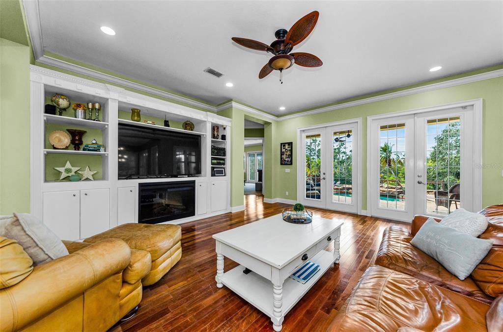 Fireplace, Interior, Living room, Recessed Lighting, Wood Texture Flooring