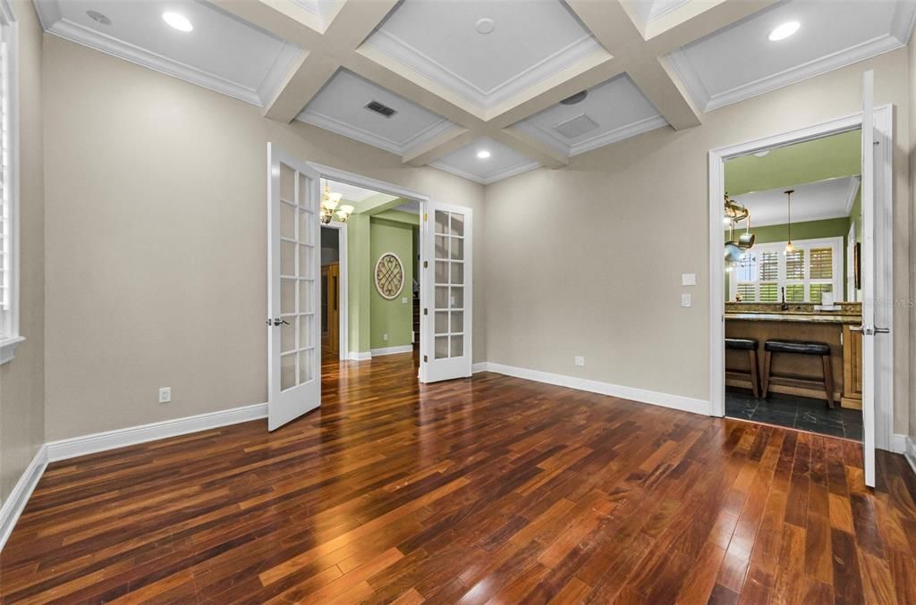 Empty room, Interior, Recessed Lighting, Wood Texture Flooring