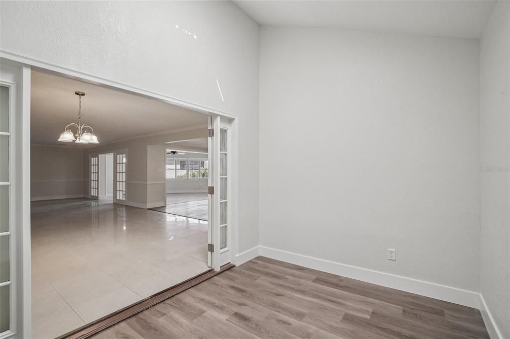 Empty room, Interior, Pendant Lights, Wood Texture Flooring