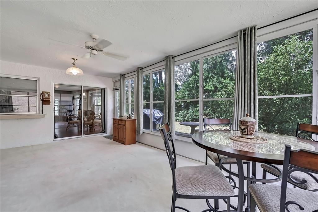 Dining room, Interior, Sun Room
