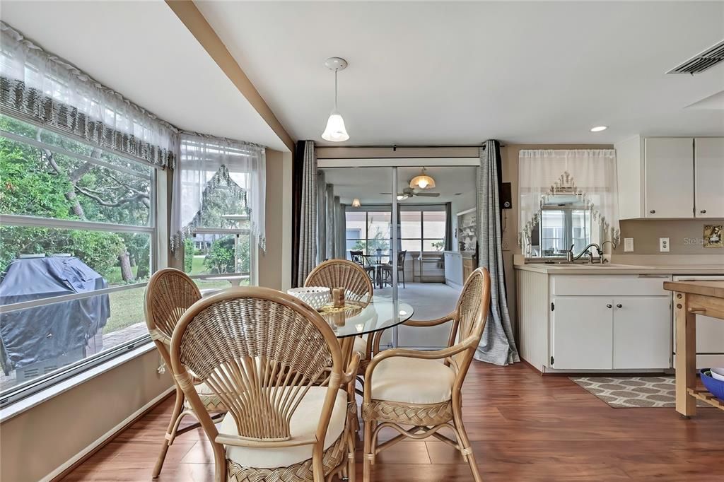 Dining room, Interior, Kitchen, Pendant Lights, Recessed Lighting, Wood Texture Flooring