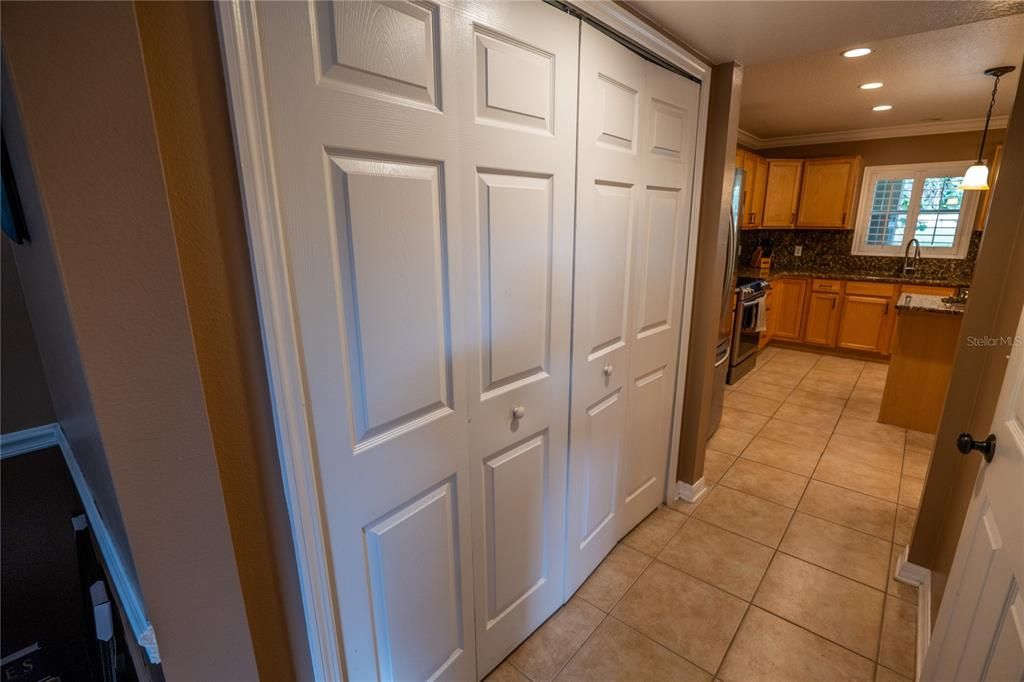 Interior, Kitchen, Pendant Lights, Recessed Lighting