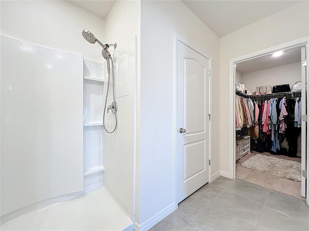 Bathroom, Interior, Recessed Lighting, Walk-in Closets