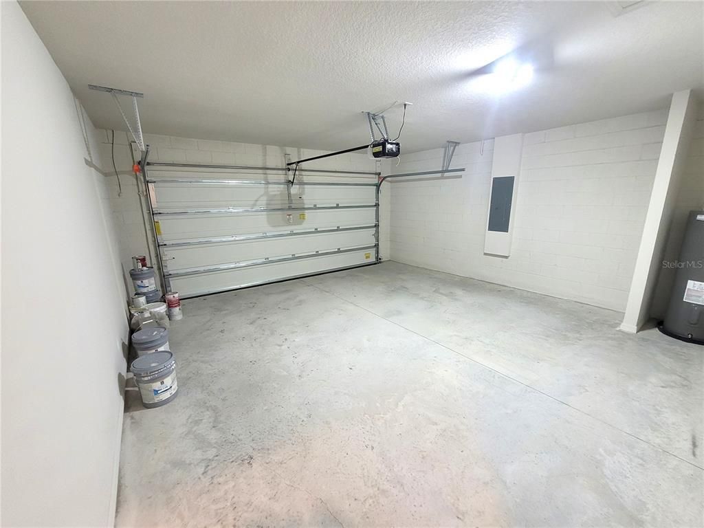 Garage, Interior