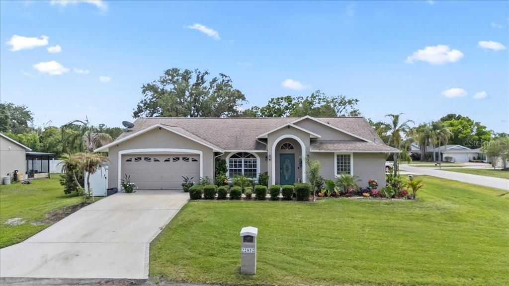 Attached, Backyard, Exterior, Facade, Ranch