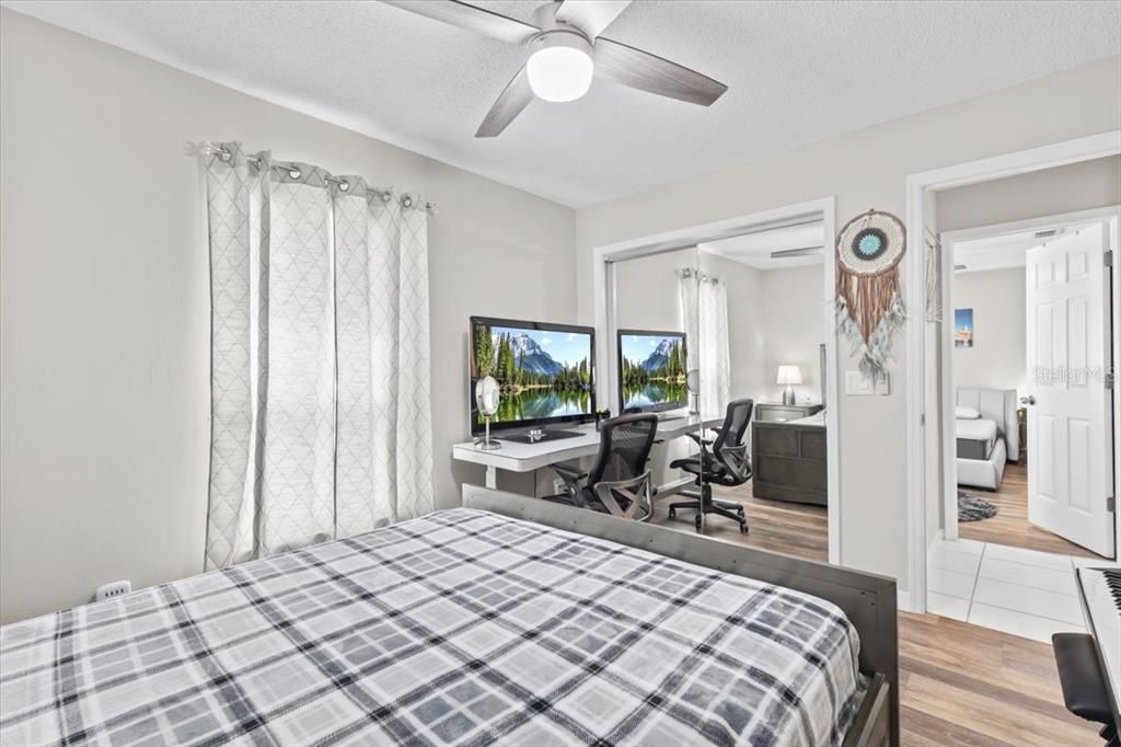 Bedroom, Home Office, Interior, Wood Texture Flooring