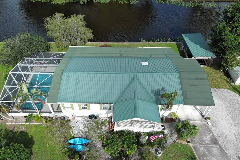Exterior, Drone
