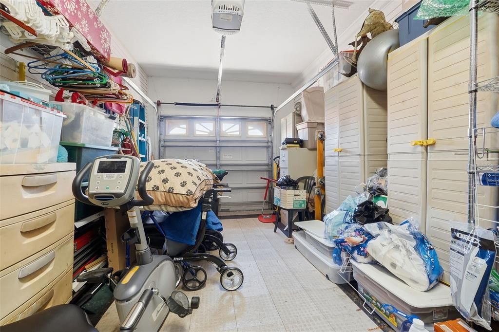 Garage, Interior