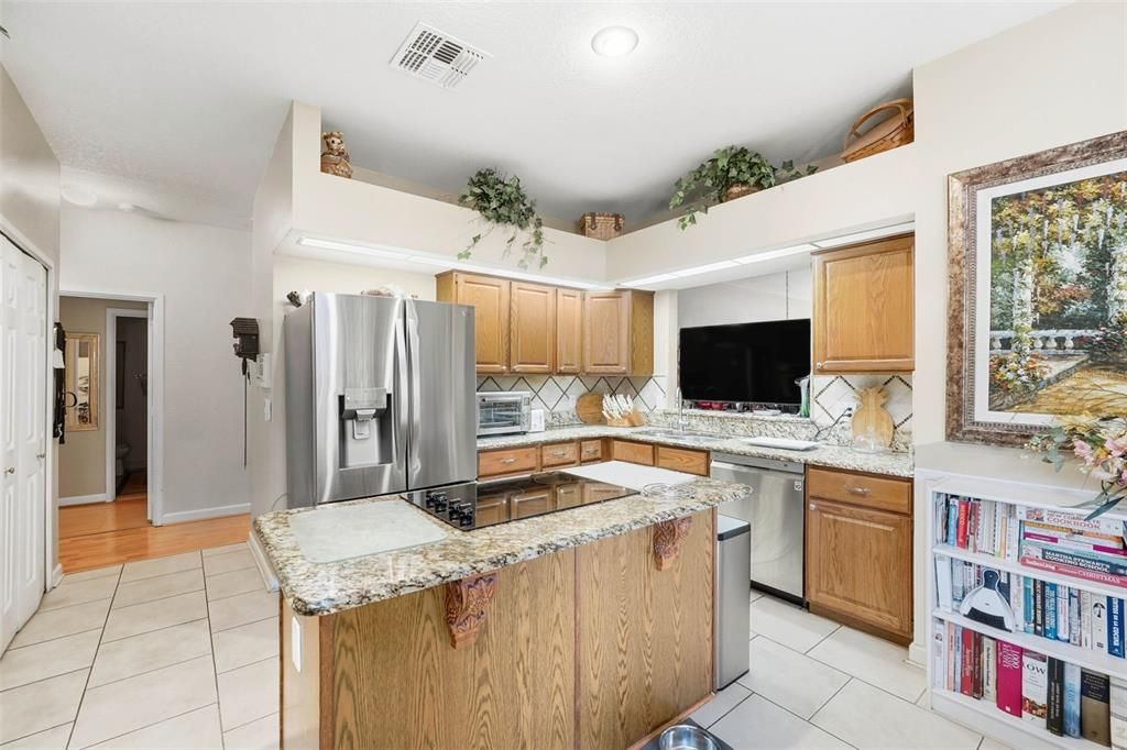 Interior, Kitchen, Recessed Lighting