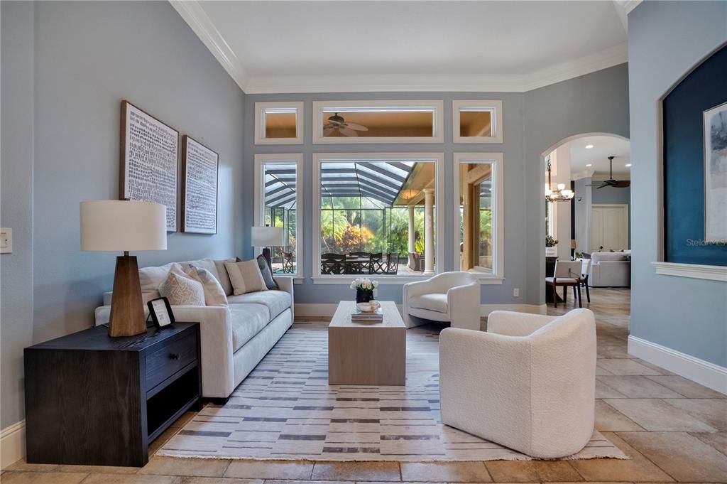 Chandelier, Interior, Living room, Pendant Lights
