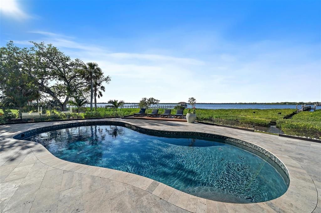 Exterior, Pool, Water