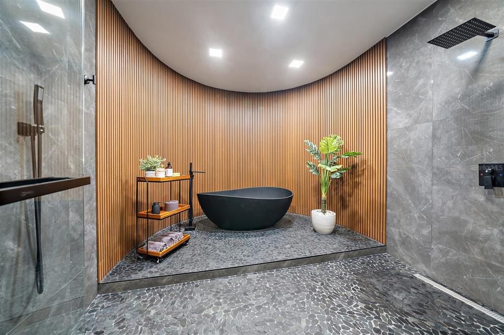 Bathroom, Interior, Recessed Lighting
