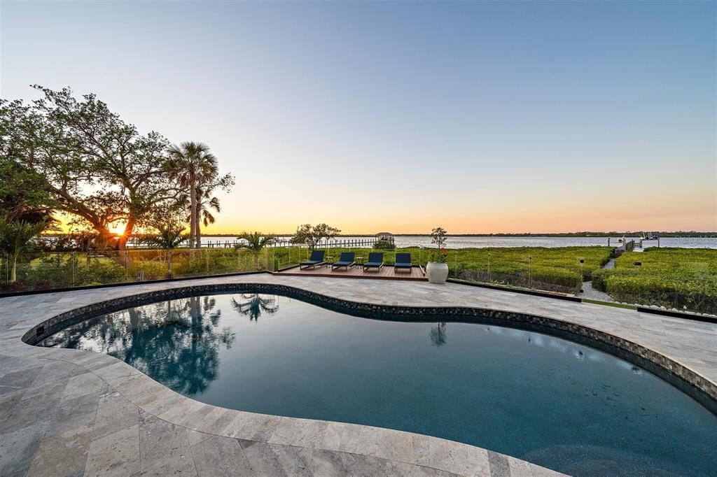 Exterior, Pool, Water