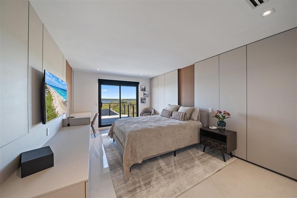 Bedroom, Interior, Recessed Lighting, Water