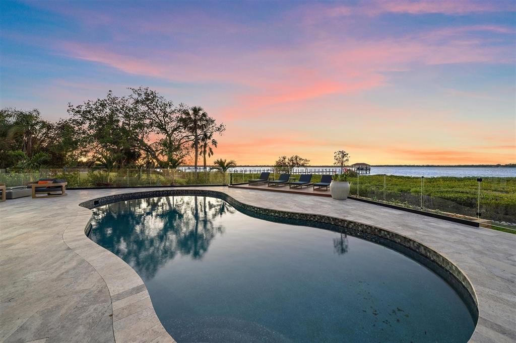 Exterior, Pool, Water