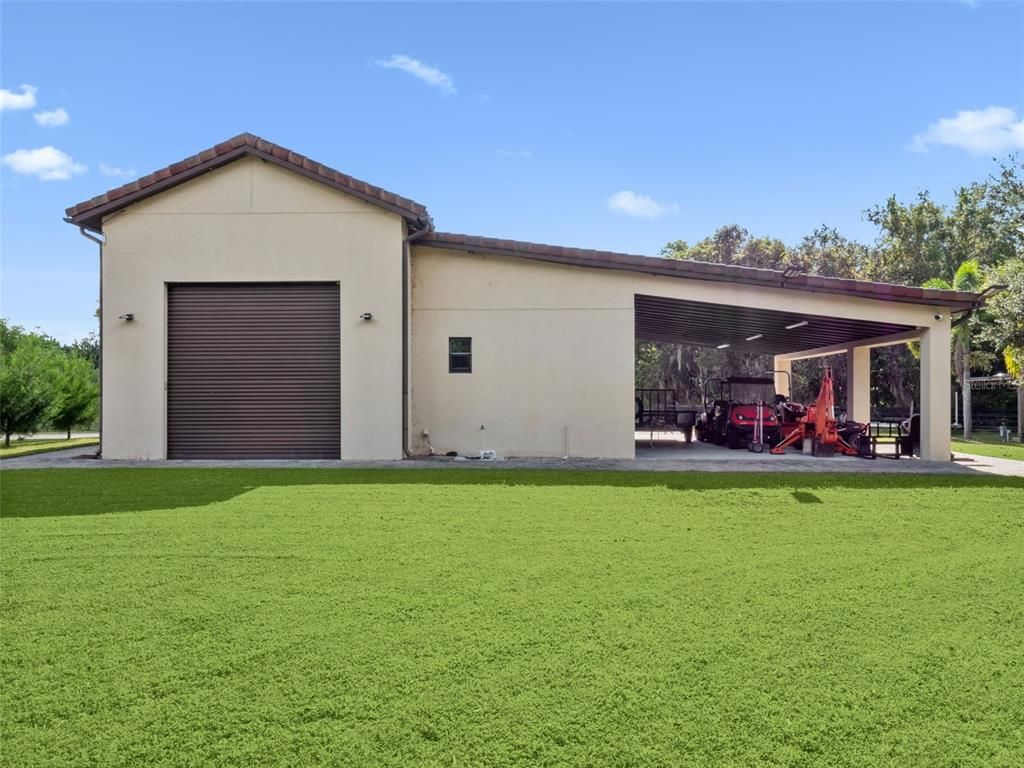 Backyard, Exterior