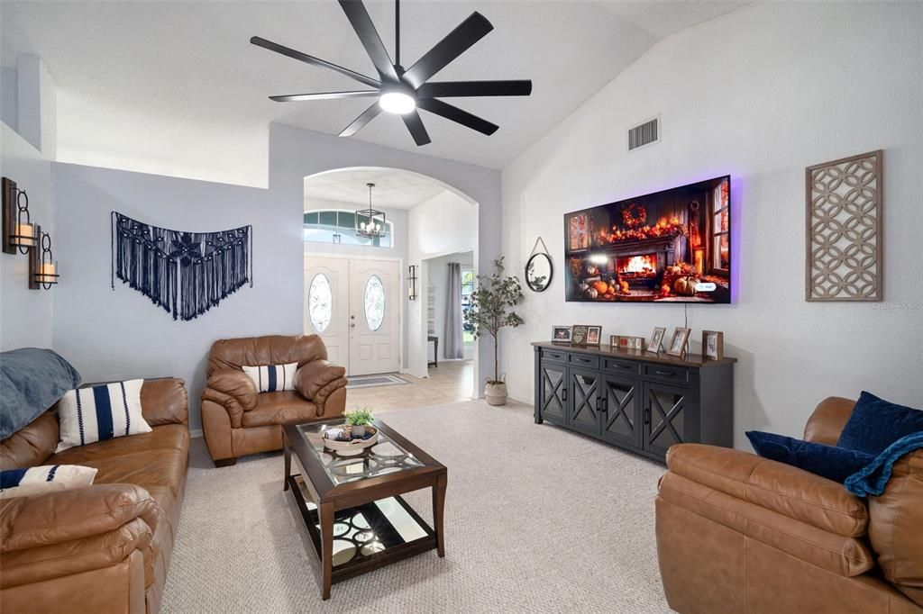 Interior, Living room, Pendant Lights