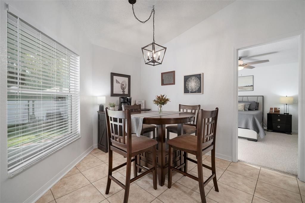 Bedroom, Dining room, Interior, Pendant Lights