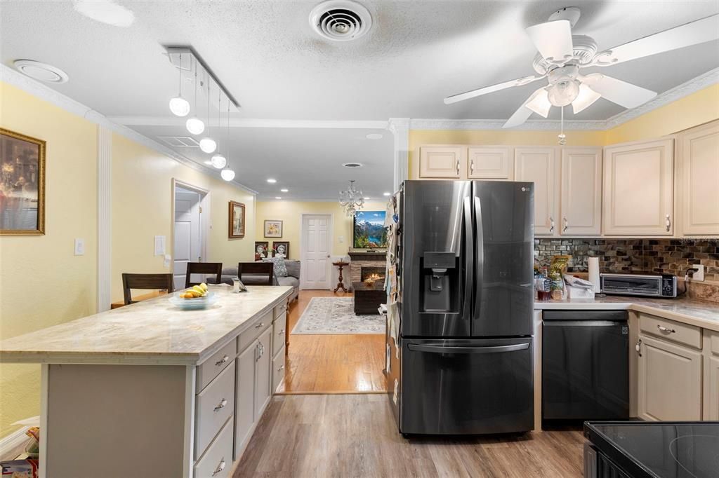 Chandelier, Interior, Kitchen, Pendant Lights, Recessed Lighting, Wood Texture Flooring