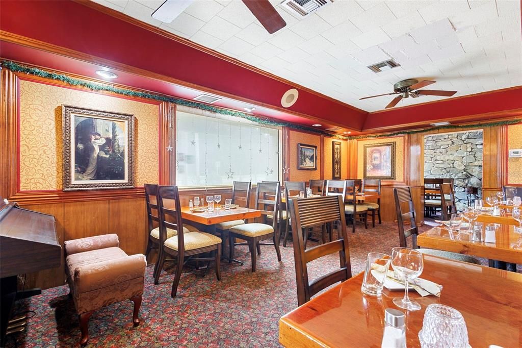 Dining room, Interior, Recessed Lighting, Stone Walls