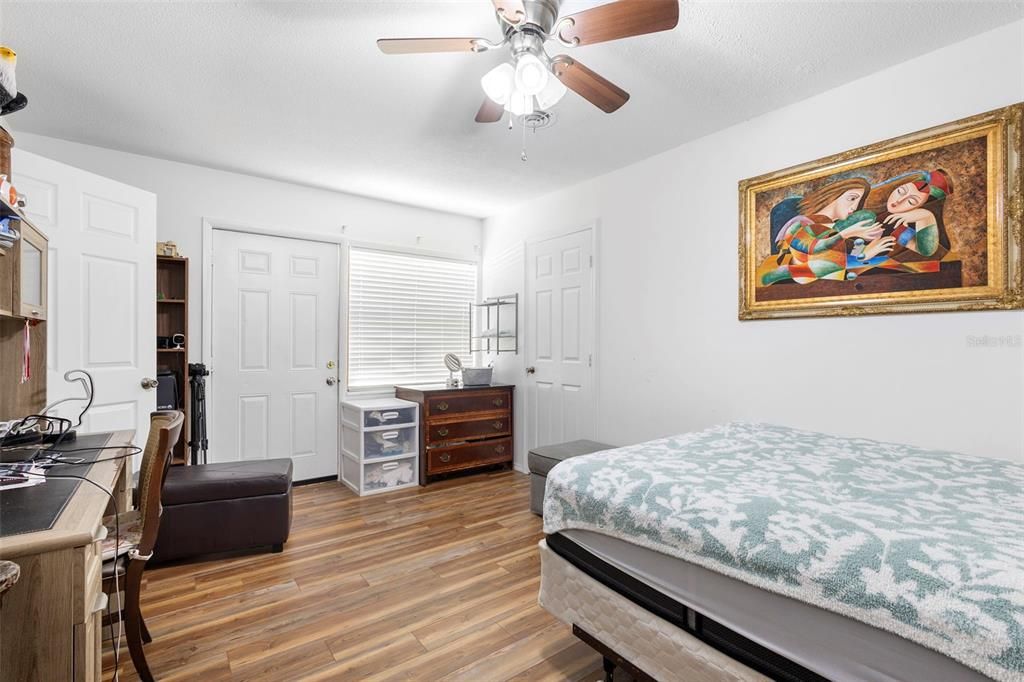 Bedroom, Home Office, Interior, Wood Texture Flooring