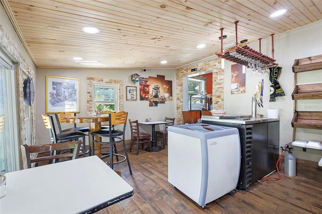 Dining room, Interior, Recessed Lighting, Wooden Ceilings, Wood Texture Flooring
