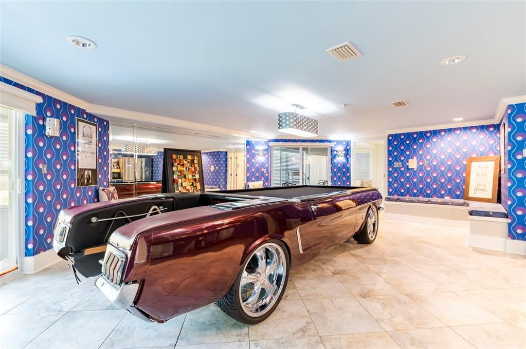 Billiard Table, Game Room, Interior, Recessed Lighting