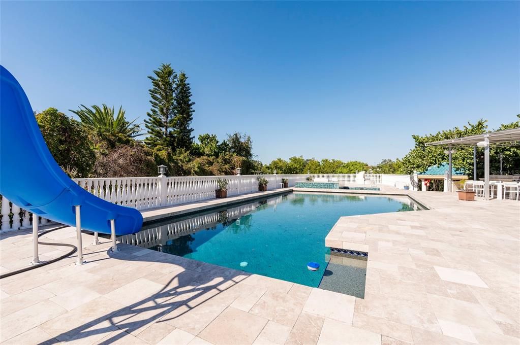 Exterior, Playground, Pool