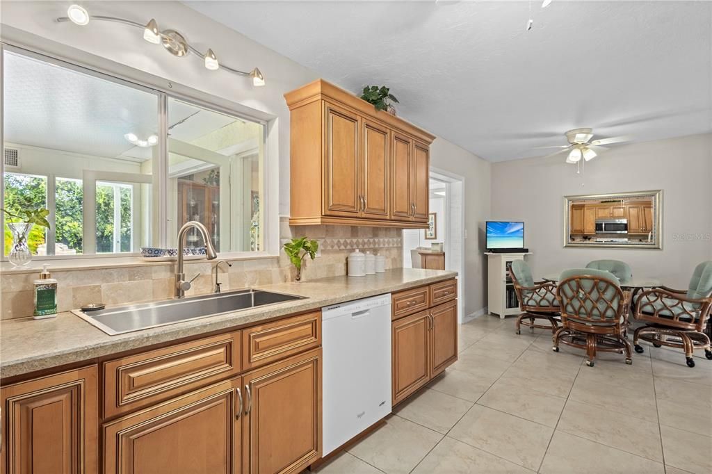Dining room, Interior, Kitchen