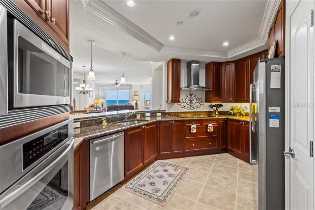 Interior, Kitchen, Pendant Lights, Recessed Lighting, Stainless Steel Appliances, Water
